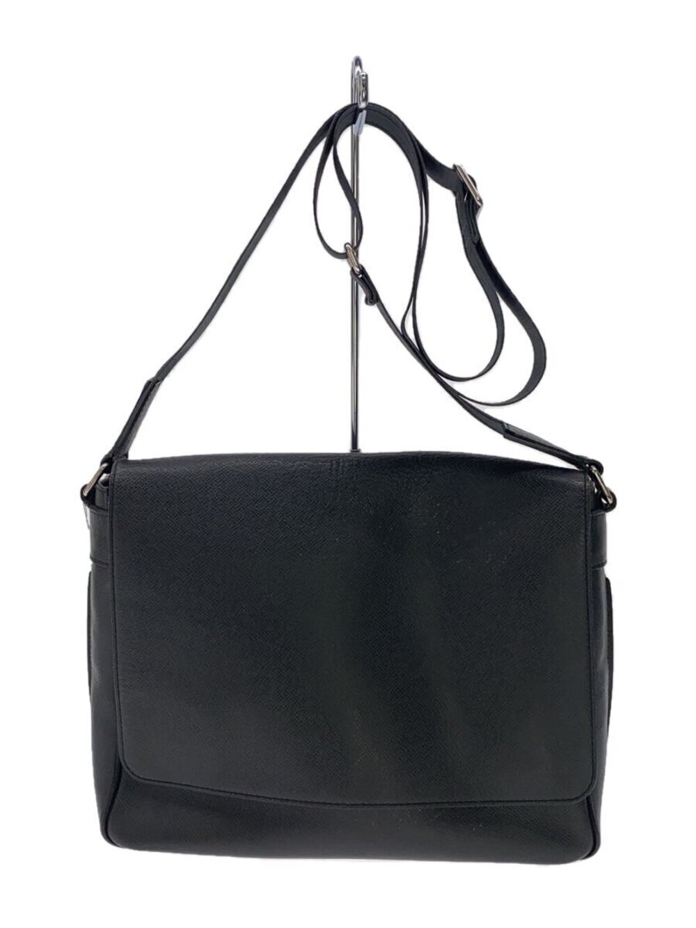 LOUIS VUITTON Roman Taiga Black Leather Black